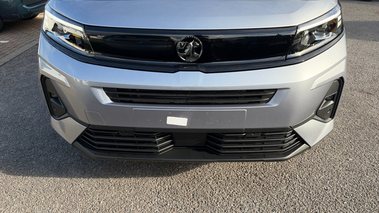 Vauxhall Combo Cargo Combo Xl Diesel 1.5 Turbo D 100ps Pro H1 Van